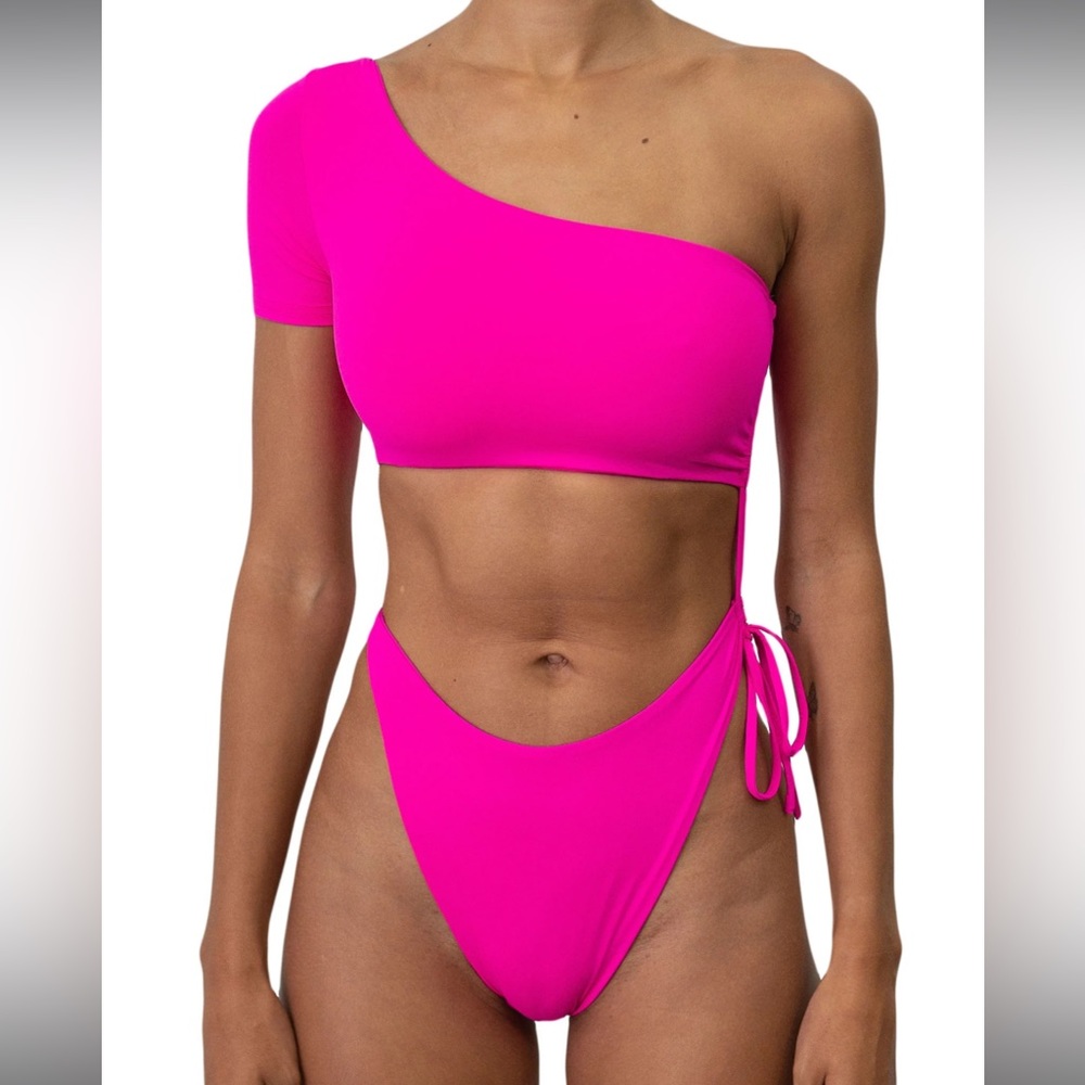 Riot swim Knox in magenta